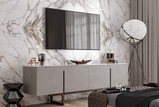 The-bookmatched-marble-wall-is-a-dramatic-back-drop